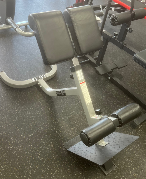 Vist Large View of Product Image Which is Used Valor Fitness CB-13 Roman Chair