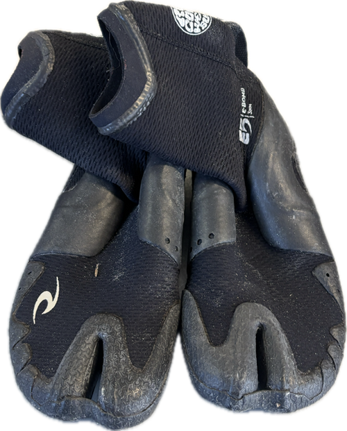 Vist Large View of Product Image Which is Used Rip Curl Adult Footwear Black Senior 7