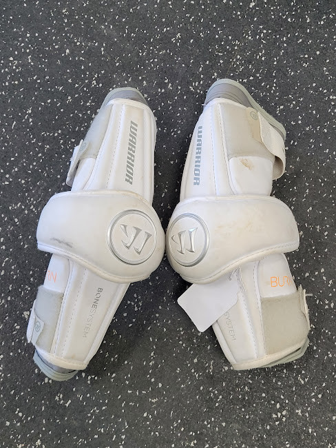 Vist Large View of Product Image Which is Used Warrior BURN Lacrosse Arm Pads/Guards White MD