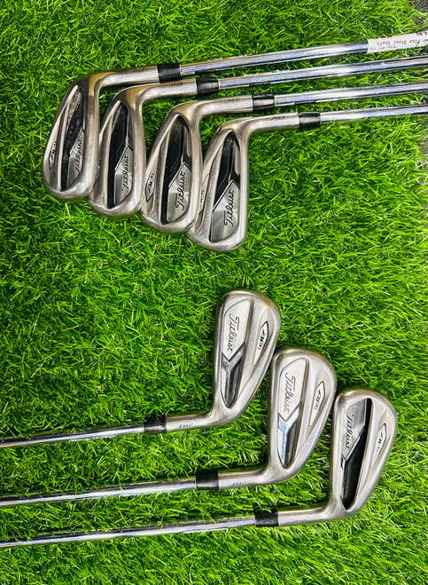 Vist Large View of Product Image Which is Used Titleist AP1 718 Mens Iron Set RH 4I-PW