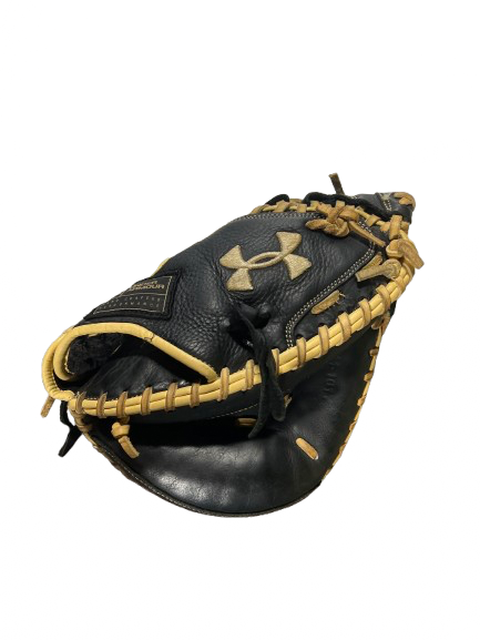 Vist Large View of Product Image Which is Used Under Armour CATCHERS MITT 31.5 IN RHT BB/SB Catchers RH Throw Black 31 1/2"