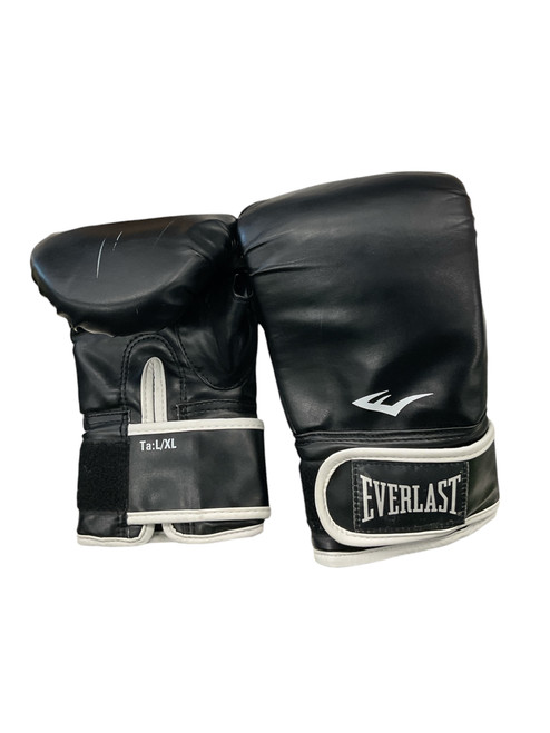 Vist Large View of Product Image Which is Used Everlast Heavy Bag Gloves Black L/XL