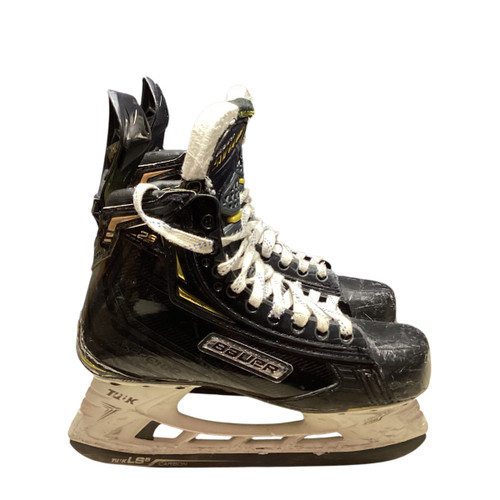 Vist Large View of Product Image Which is Used Bauer SUPREME 2S PRO Junior Hockey Skate Junior 05