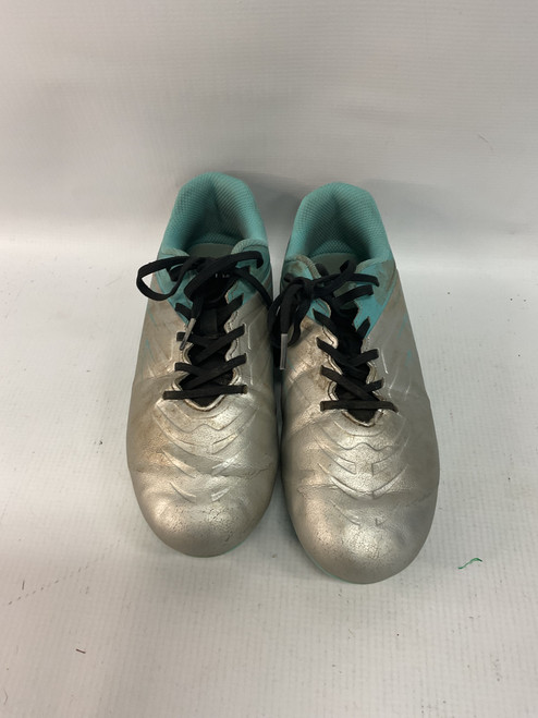 Vist Large View of Product Image Which is Used Soccer Cleats Royal Blue And Silver Junior 03.5