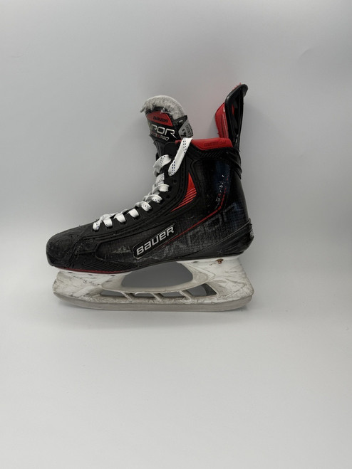 Vist Large View of Product Image Which is Used Bauer 3X PRO Junior Hockey Skate Junior 04.5