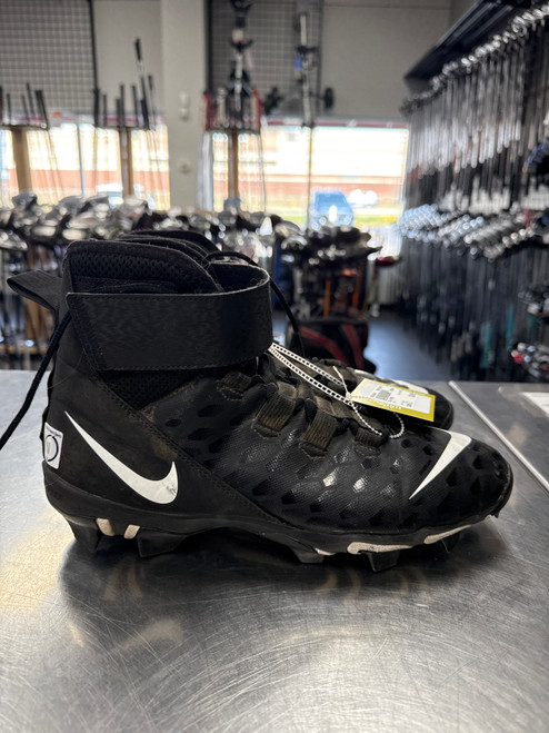 Vist Large View of Product Image Which is Used Nike FORCE Adult FB Cleats Black Senior 11