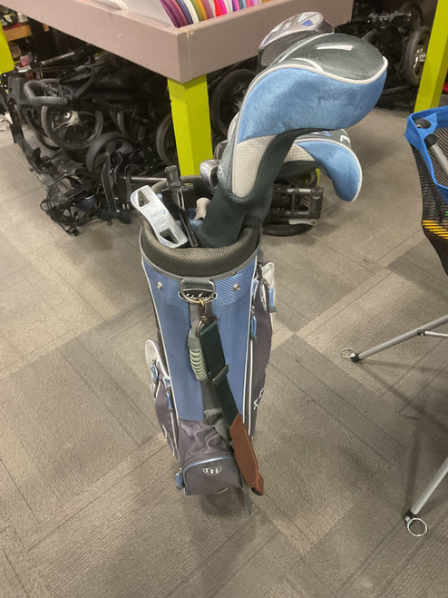 Vist Large View of Product Image Which is Used Ben Hogan LADY HOGAN MZ2 Womens Package Set RH Sky Blue 7 Piece