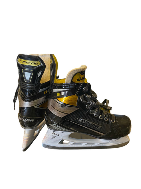 Vist Large View of Product Image Which is Used Bauer S37 Intermediate Hockey Skate Intermediate 5.0