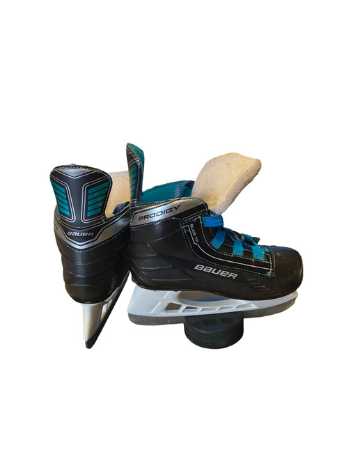 Vist Large View of Product Image Which is Used Bauer PRODIGY Youth Hockey Skate Youth 10.0