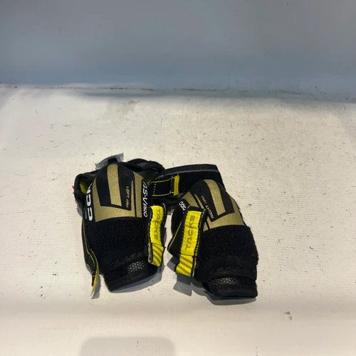 Vist Large View of Product Image Which is Used CCM ASV PRO Youth Elbow Pads MD