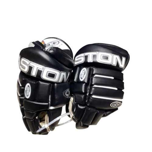 Vist Large View of Product Image Which is Used Easton AIR Junior Gloves Black 12"