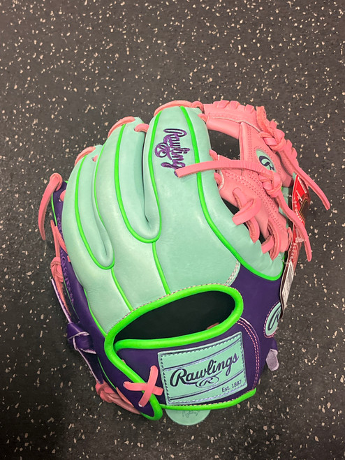 Vist Large View of Product Image Which is Used Rawlings HEART OF THE HIDE PROR314U-2M NWT BB/SB Glove RH Throw Neon Green 11 1/2"