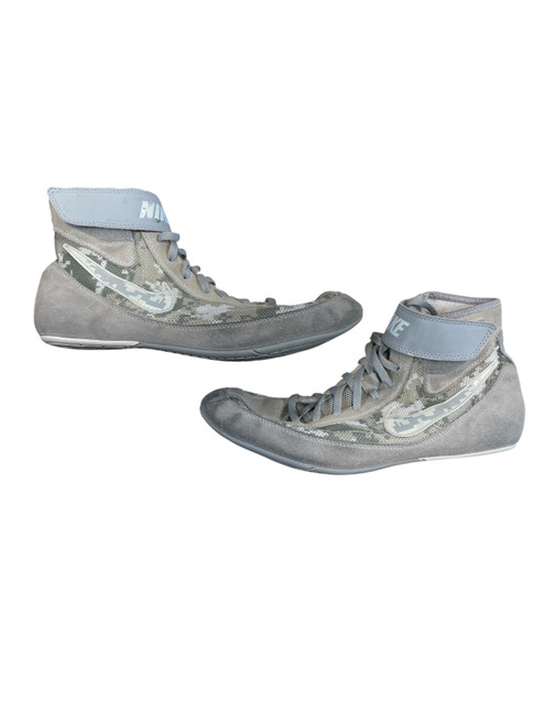Vist Large View of Product Image Which is Used Nike Wrestling Shoes Grey Senior 10
