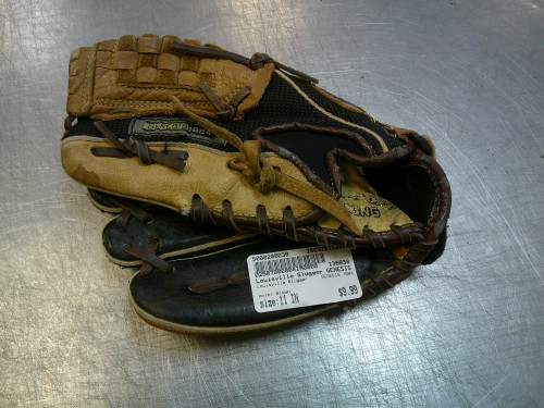 Vist Large View of Product Image Which is Used Louisville Slugger GENESIS 1884 BB/SB Glove RH Throw Brown 11"