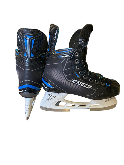 Vist Large View of Product Image Which is Used Bauer NEXUS 7000 Senior Hockey Skate Senior 7.5
