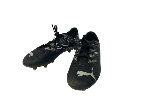 Vist Large View of Product Image Which is Used Puma Soccer Cleats Black Junior 01.5