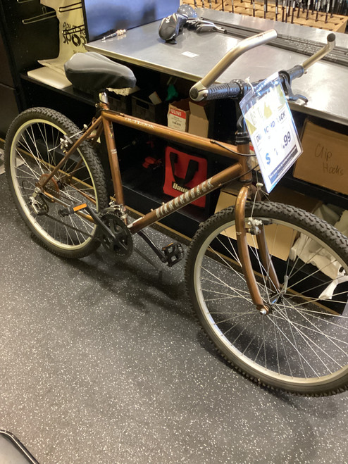 Vist Large View of Product Image Which is Used Diamondback OUTLOOK Hybrid/City Bike Mens Brown 47-48cm - XXS Frame