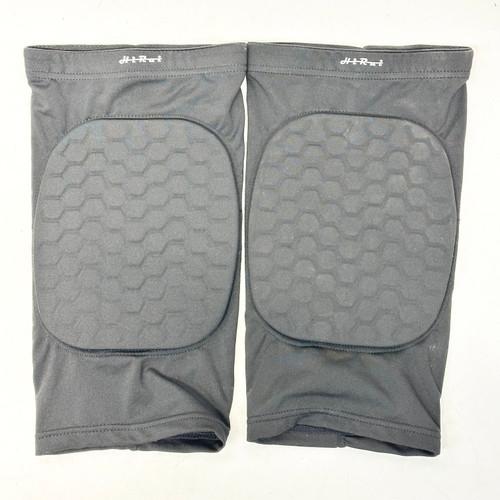 Vist Large View of Product Image Which is Used HIRUI ADULT Basketball Kneepads Black MD