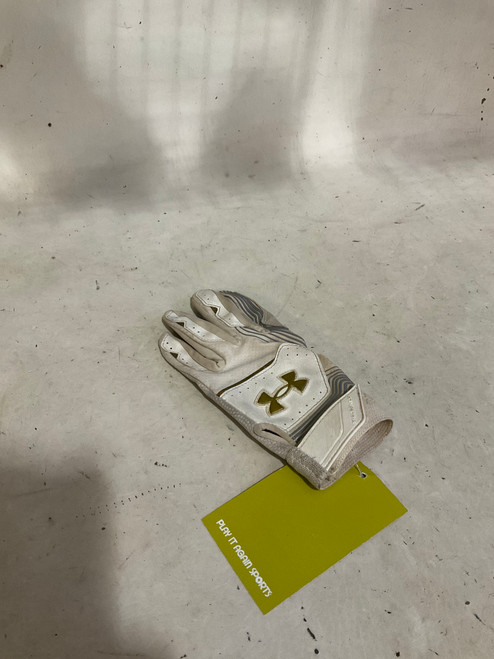 Vist Large View of Product Image Which is Used Under Armour GLOVES FB Gloves White MD