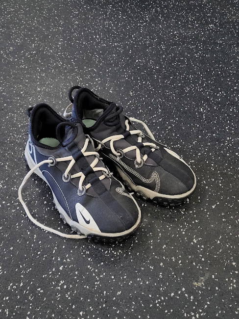 Vist Large View of Product Image Which is Used Nike LAX Cleats Mens Black Senior 4