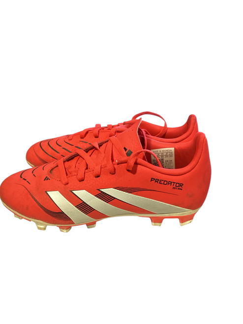Vist Large View of Product Image Which is Used Adidas PREDATOR Soccer Cleats Black Junior 02
