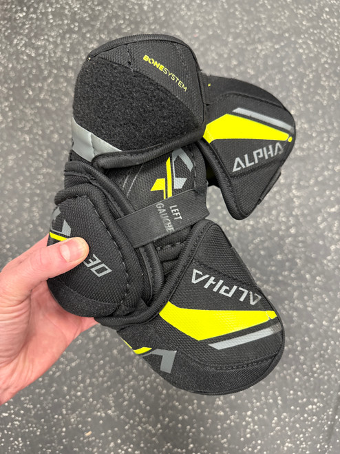 Vist Large View of Product Image Which is Used Warrior ALPHA LX30 Junior Elbow Pads LG