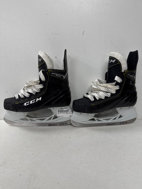 Vist Large View of Product Image Which is Used CCM TACKS 9350 Junior Hockey Skate Junior 01