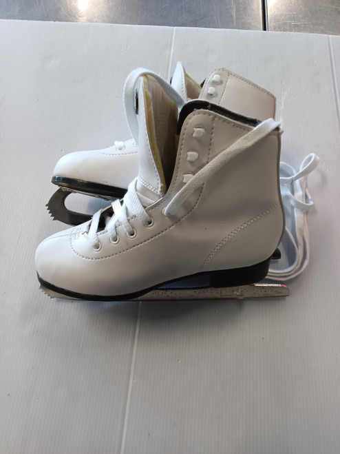 Vist Large View of Product Image Which is Used DBX Girls Figure Skate White Junior 03