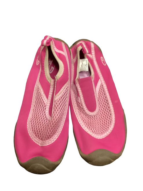 Vist Large View of Product Image Which is Used Champion Sports Water Shoes Y Pink Junior 03