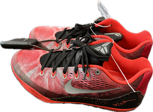 Vist Large View of Product Image Which is Used Nike EM PREMIUM Basketball Shoes M Red Senior 10.5