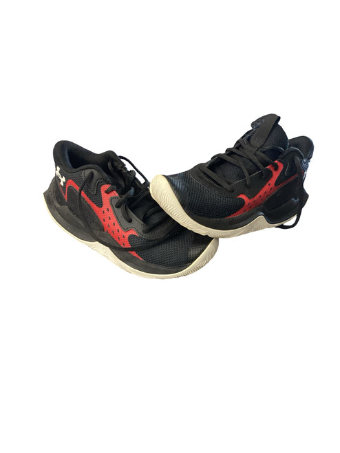 Vist Large View of Product Image Which is Used Under Armour Basketball Shoes Y Black Junior 04.5