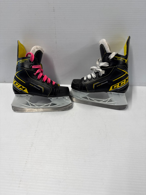 Vist Large View of Product Image Which is Used CCM 9350 Youth Hockey Skate Youth 10.0