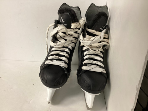 Vist Large View of Product Image Which is Used American Athletic ICE FORCE SIZE 5 Intermediate Hockey Skate