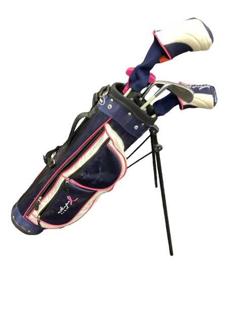 Vist Large View of Product Image Which is Used Wilson HOPE GIRL Jr Club Set RH 6 Piece
