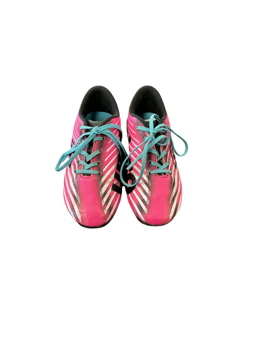 Vist Large View of Product Image Which is Used Umbro Soccer Cleats Pink Youth 12.0