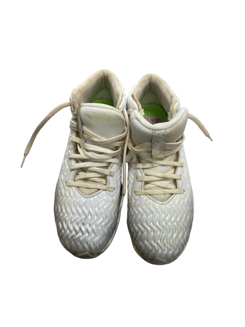 Vist Large View of Product Image Which is Used Under Armour Jr FB Cleats White Junior 06