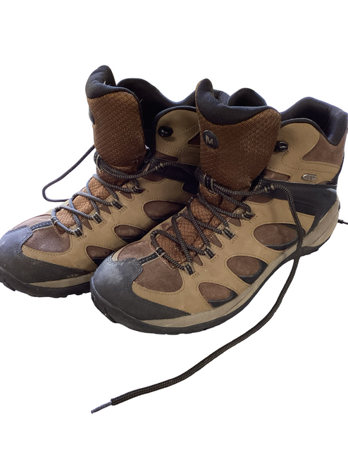 Vist Large View of Product Image Which is Used Merrell Climbing Shoes Senior 11.5