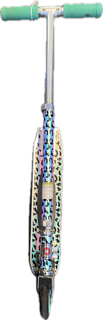 Vist Large View of Product Image Which is Used Razor LEPARD PINK Scooter None