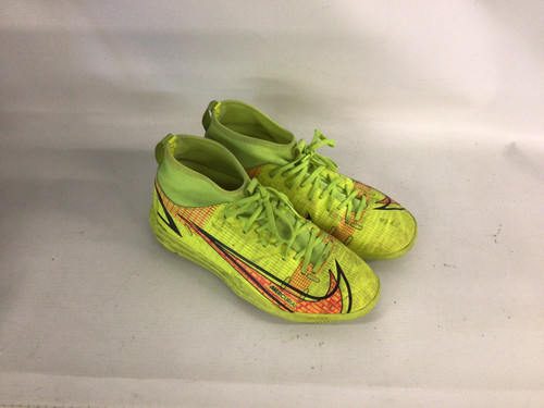 Vist Large View of Product Image Which is Used Nike Soccer Indoor Shoes Yellow Junior 04