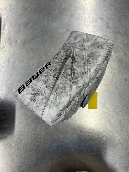 Vist Large View of Product Image Which is Used Bauer X5 PRO INTERMEDIATE Inter Goalie Blocker White