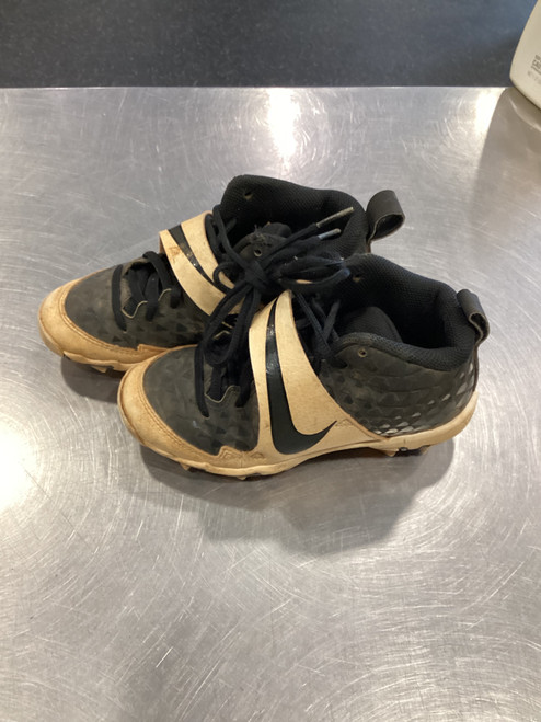 Vist Large View of Product Image Which is Used Nike BASEBALL CLEATS BB/SB Cleats Black Youth 13.0
