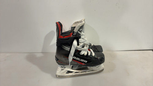Vist Large View of Product Image Which is Used Bauer SELECT Junior Hockey Skate Junior 01.5