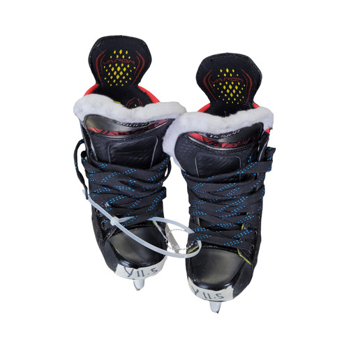 Vist Large View of Product Image Which is Used Bauer VAPOR X600 YOUTH HOCKEY SKATES Youth Hockey Skate Youth 11.5