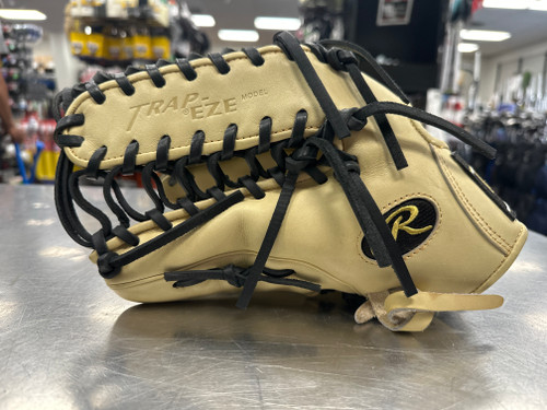 Vist Large View of Product Image Which is Used Rawlings PROR3039-22CB HEART OF THE HIDE BB/SB Glove LH Throw Tan 12 3/4"
