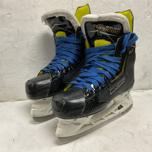 Vist Large View of Product Image Which is Used Bauer SUPREME S27 Junior Hockey Skate Black And Gold Junior 03