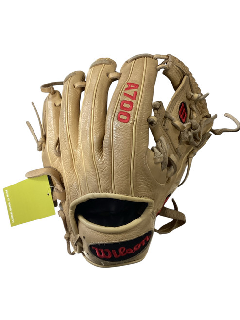 Vist Large View of Product Image Which is Used Wilson A700 BB/SB Glove RH Throw Brown 12"