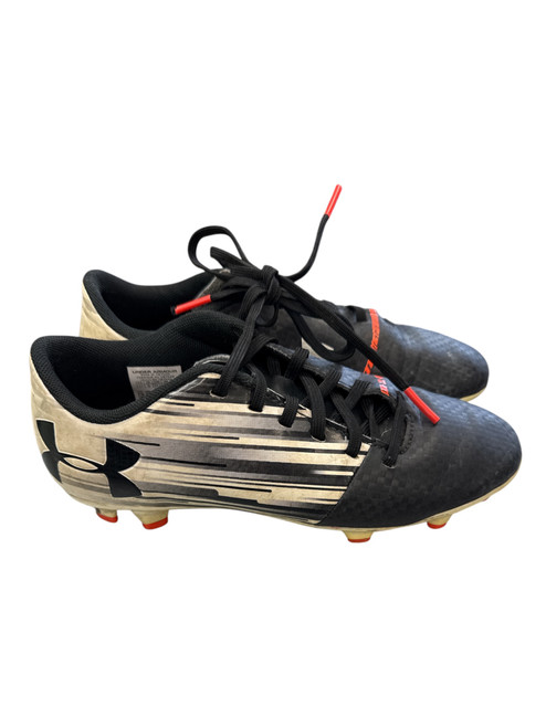 Vist Large View of Product Image Which is Soccer cleats