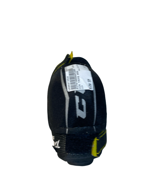 Vist Large View of Product Image Which is Used CCM TACKS 9550 Youth Elbow Pads SM