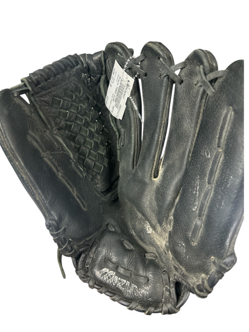 Vist Large View of Product Image Which is Used Mizuno POWER CLOSE RH Throw Fastpitch Gloves Black 12 1/2"