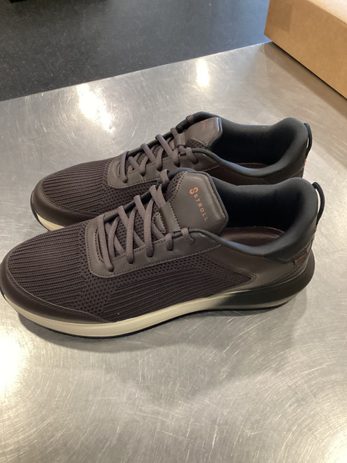 Vist Large View of Product Image Which is Used Mens Golf Shoes Brown Senior 13